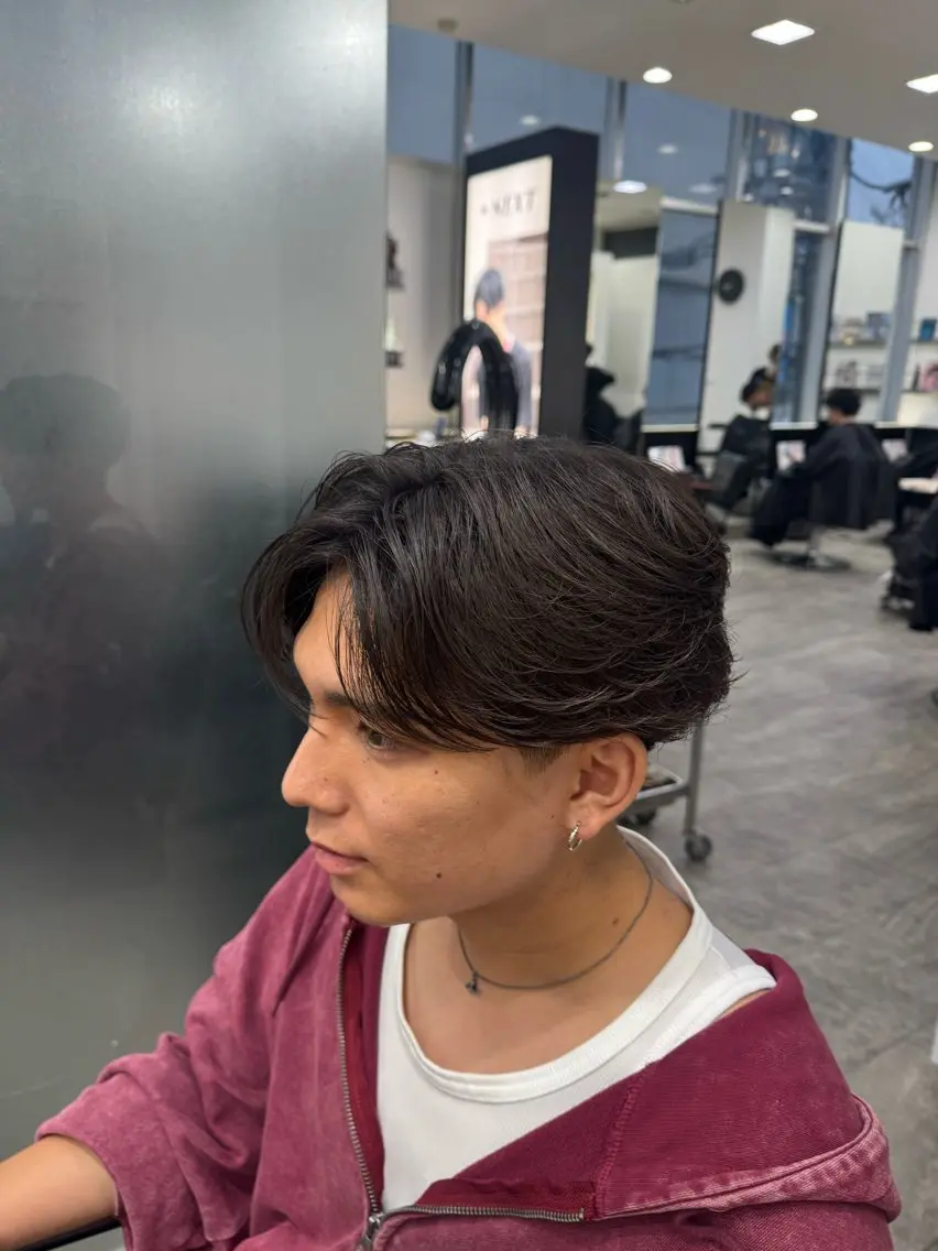 パーマ メンズ フェザーパーマ メンズパーマ ニュアンスパーマ カット パーマ メンズヘア カット、パーマ特化のヘアスタイル