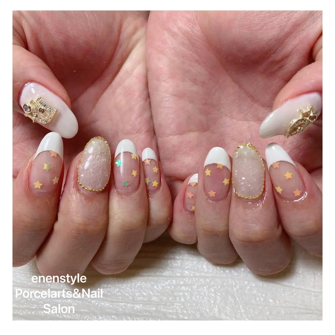 ミディアム ネイル ハンドネイル 🐾enen style 🐾のネイルデザイン