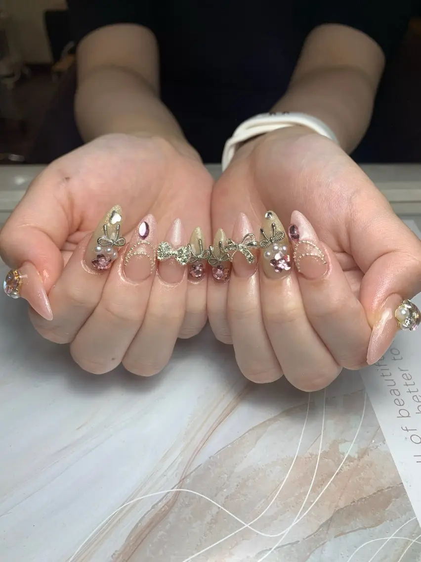 ネイル akina nailsのネイルデザイン