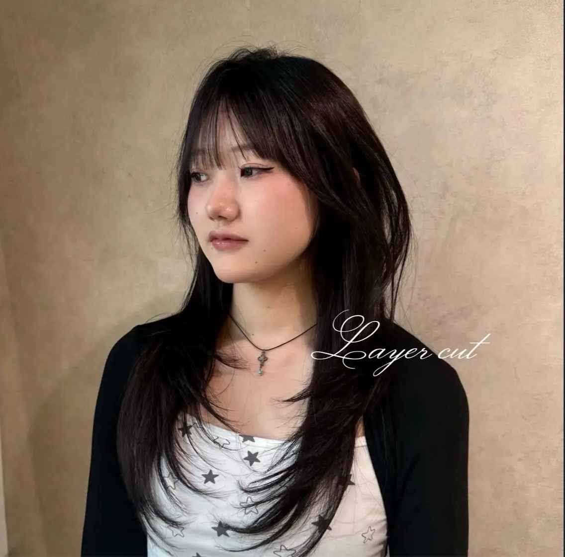 ロング 顔周りカット 韓国風ヘア レイヤーカット 小顔カット 🎀韓国スタイル/ ワンホンヘア/ことねのヘアスタイル