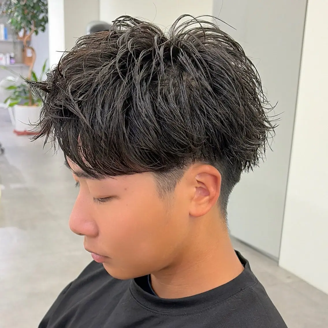 パーマ メンズ メンズパーマ カット ヘアカラー パーマ ナチュラルヘア/ 似合わせ/三宅 昌太のヘアスタイル