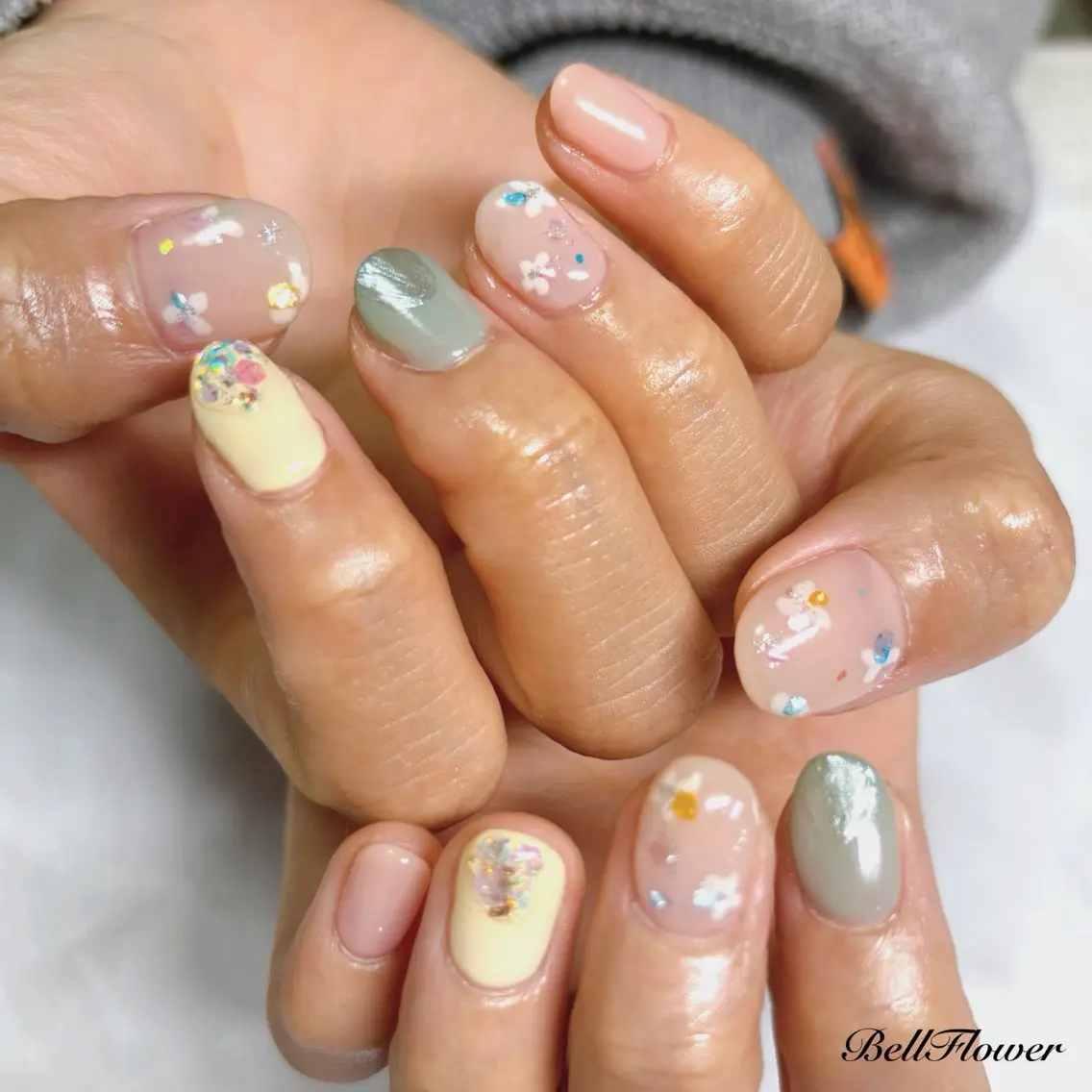 ネイル ハンドネイル Bell Flowerのネイルデザイン