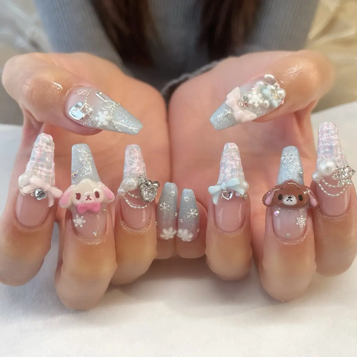 ネイル ハンドネイル 💎🐰 saki. m 🐰💎のネイルデザイン