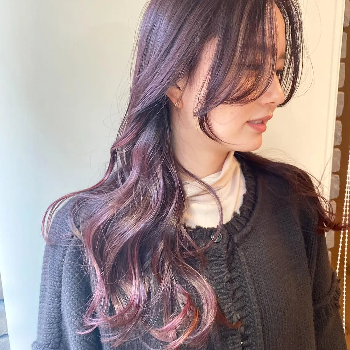 セミロング カラー ヘアアレンジ ブリーチ ブラウンカラー インナーカラー ブリーチなしカラー ピンクカラー ウルフカット モデル募集中！ミカのヘアスタイル