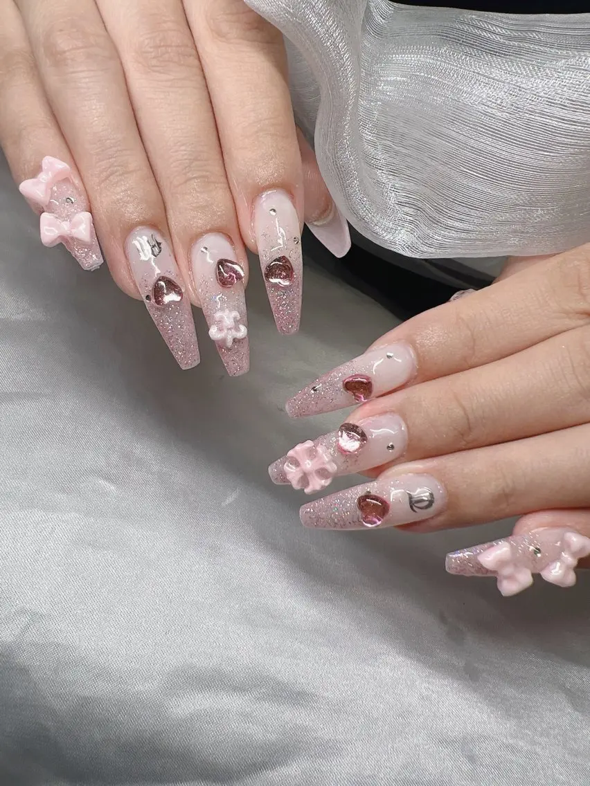 ネイル ハンドネイル Lee Nailsのネイルデザイン