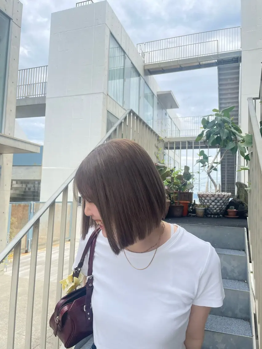ショート カラー suzuki yuunaのヘアスタイル