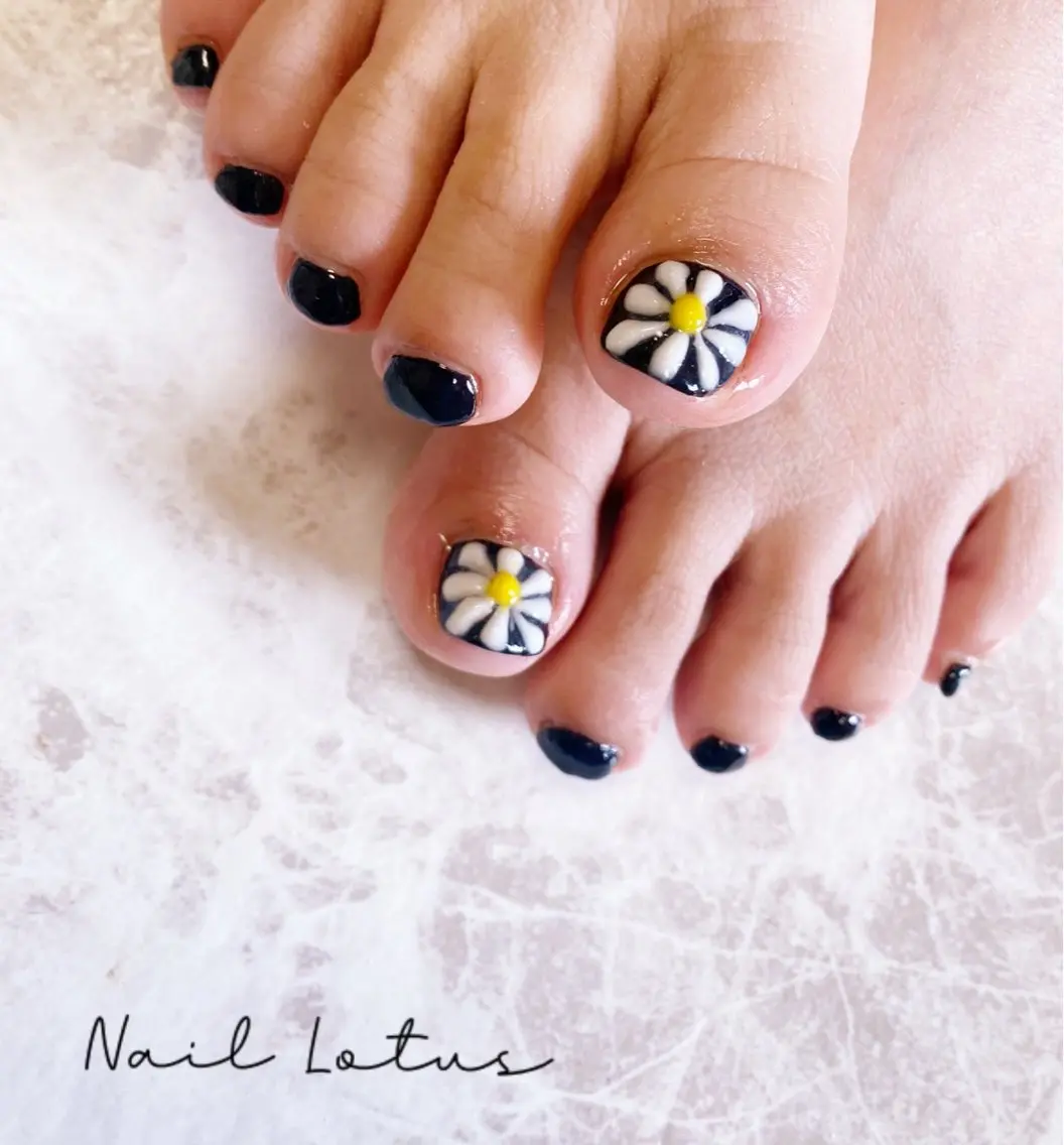 ネイル フットネイル ネイル＆脱毛 Lotus🌸のネイルデザイン