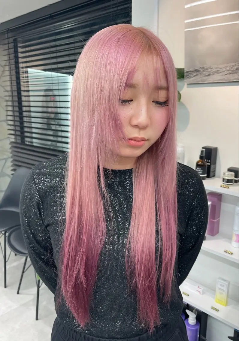 カラー デザインカラー ハイトーンカラー ヘアカラー ブリーチ/推しカラー Hanaのヘアスタイル