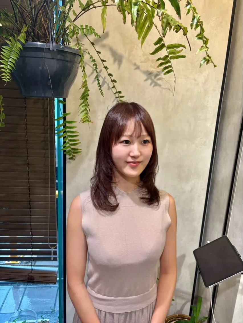 ロング レイヤーカット 馬場 彩のヘアスタイル