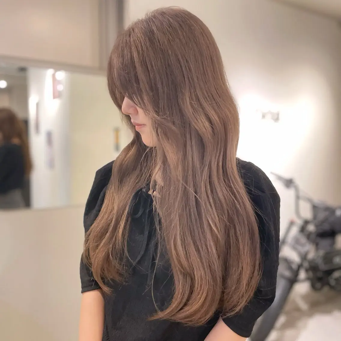 ロング カラー ブリーチ 透明感カラー オリーブカラー miyu♡̷̷ 韓国ヘア/顔まわりのヘアスタイル