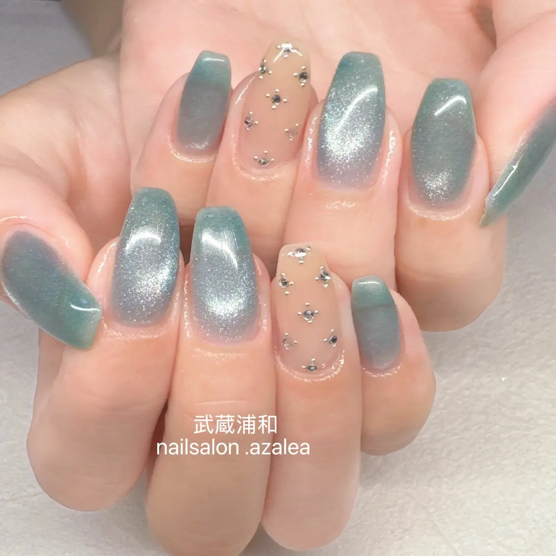 ネイル ハンドネイル R inのネイルデザイン