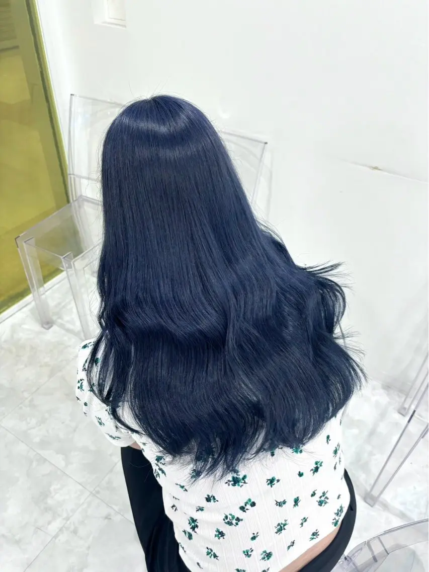 ロング カラー ヘアアレンジ ヘアカラー 艶カラー/ハイトーン /レイヤーカットのヘアスタイル
