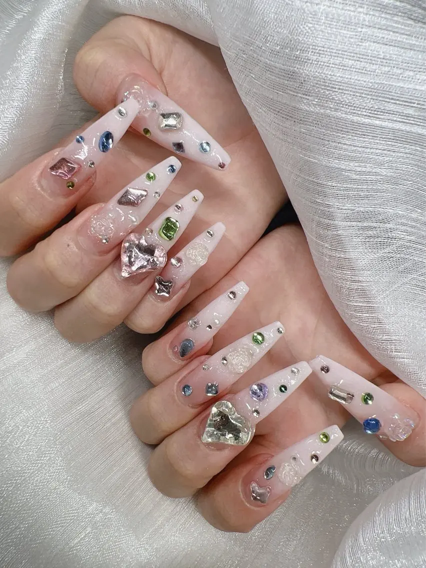 ネイル 長さ出し グラデーション 卒業式 キラキラネイル マグネットネイル ハンドネイル Lee Nails チップ長さだし専門店のネイルデザイン