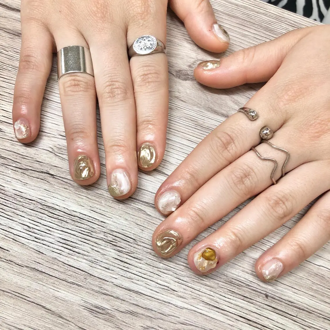 ネイル ゴールド ニュアンスネイル 🎀AYAKO 🎀中韓ネイルのネイルデザイン