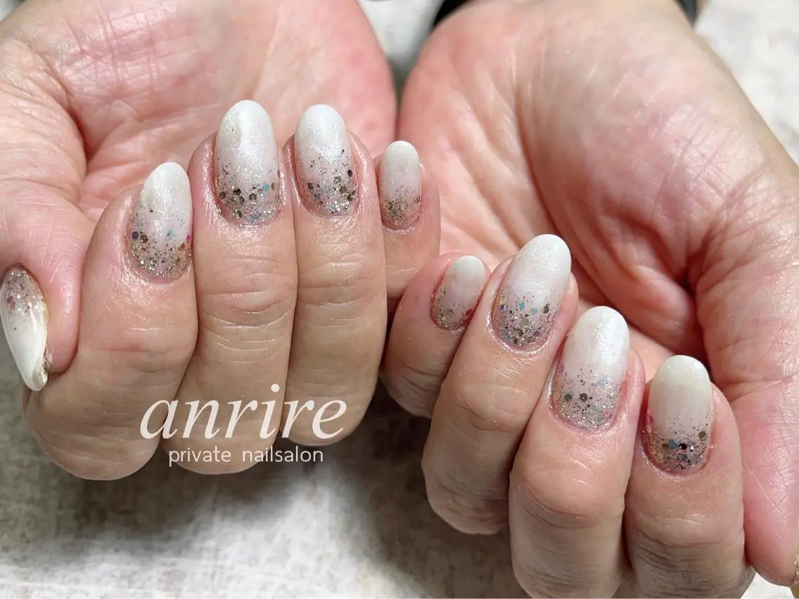 ネイル フットネイル ジェルネイル キラキラネイル ラメ(グリッター) おそろいネイル nailsalon anrireのネイルデザイン