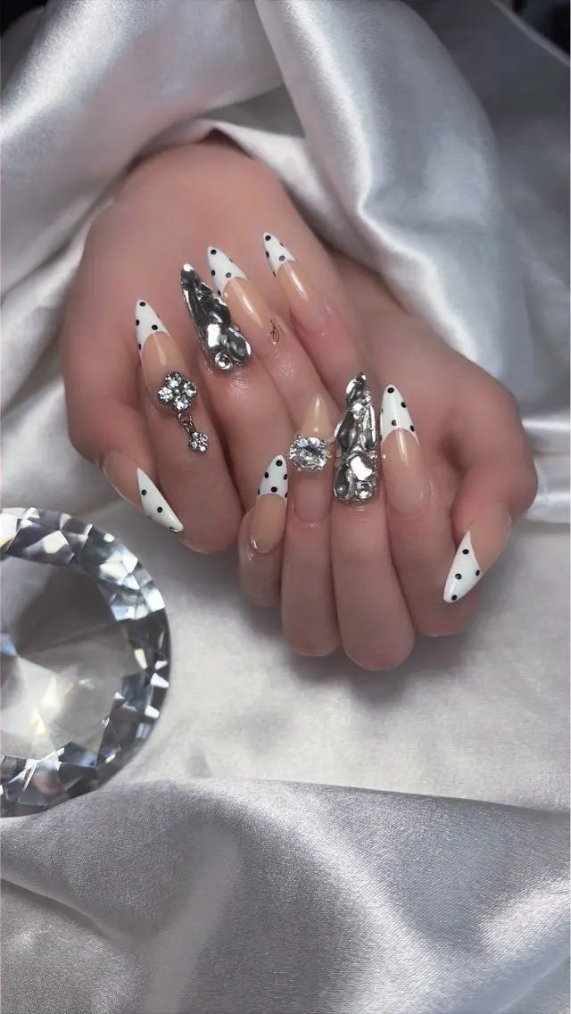 ネイル ハンドネイル Kayo 💅のネイルデザイン