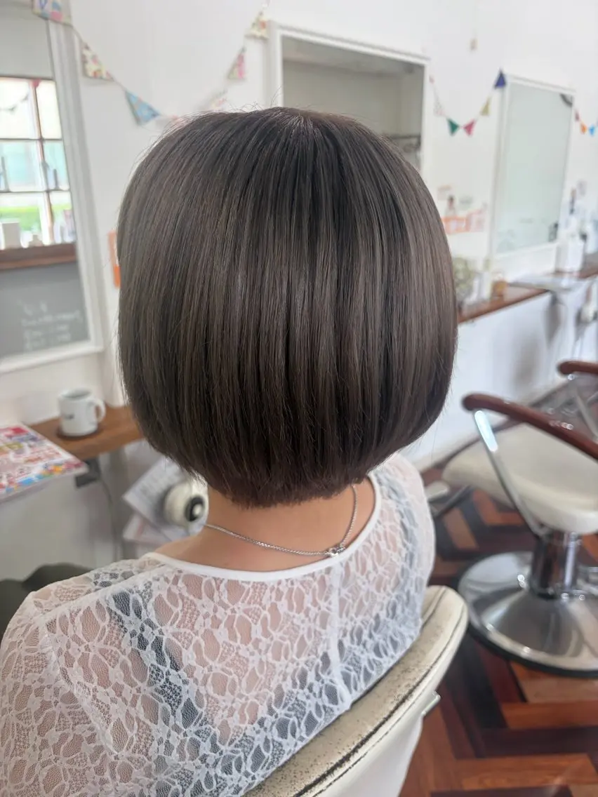 カラー mopa ayaneのヘアスタイル