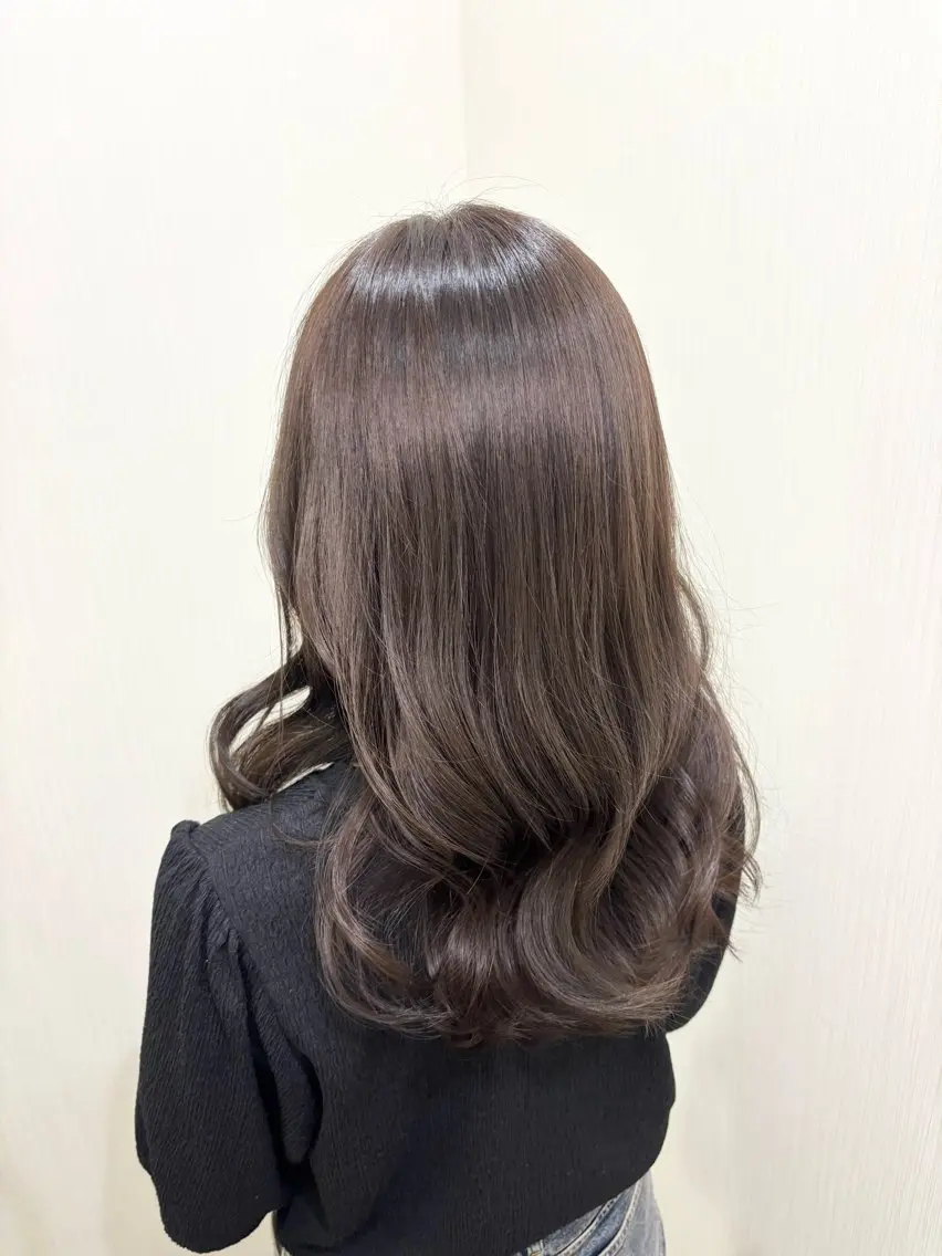 セミロング カラー naitre 🌼SHIORI🌼のマツエク・マツパデザイン