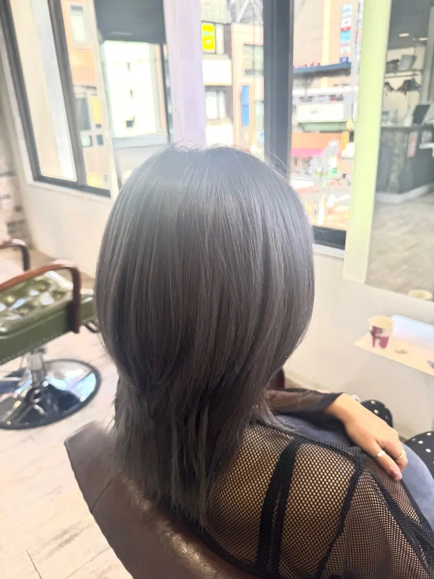 ミディアム カラー ダブルカラー ラベンダーカラー シルバー ヘアカラー AZUL亀有 ヤマダ マユのヘアスタイル
