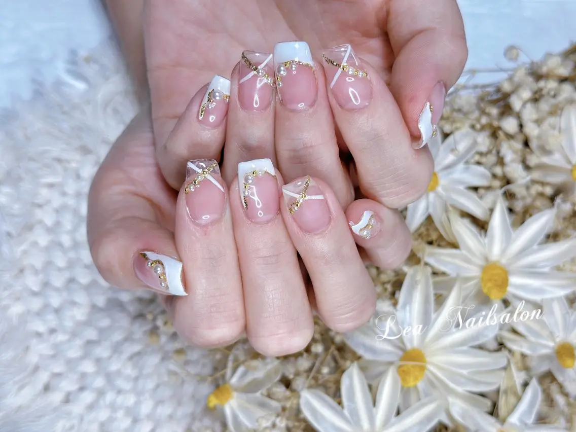 ショート カラー ネイル Le’a NailSalonのネイルデザイン