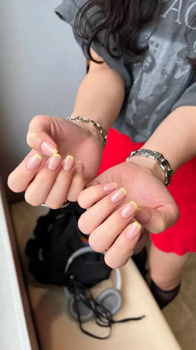 ジェルネイル【フレンチ】オフありの写真