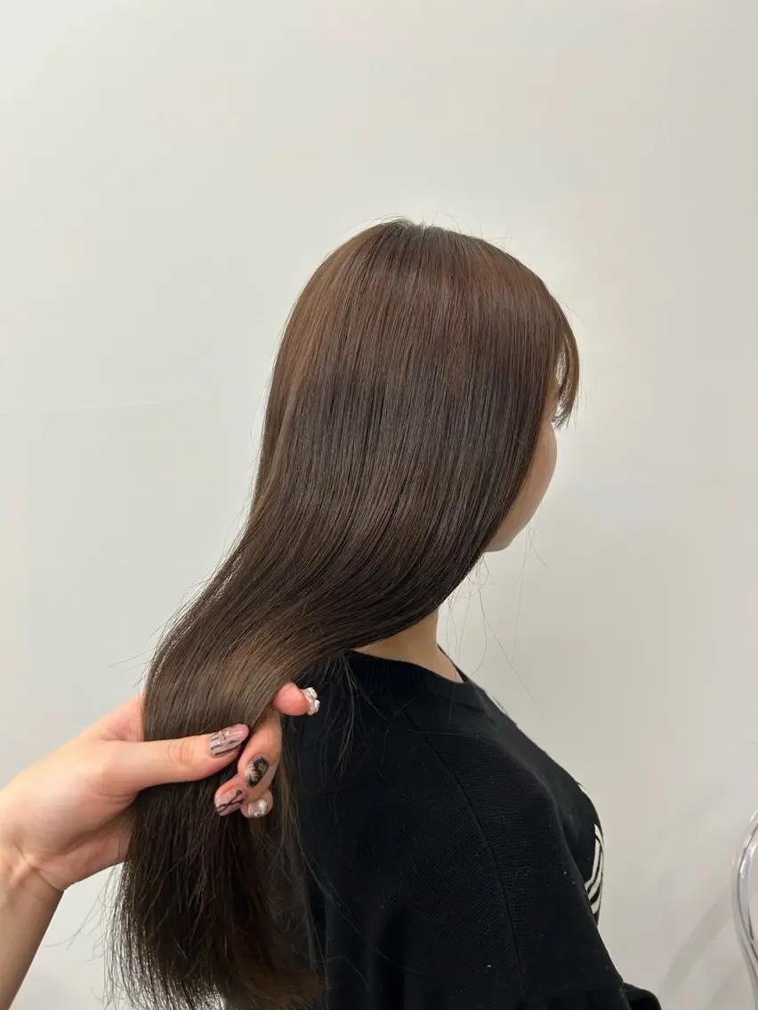ロング カラー ヘアカラー 木藤 優杏のヘアスタイル