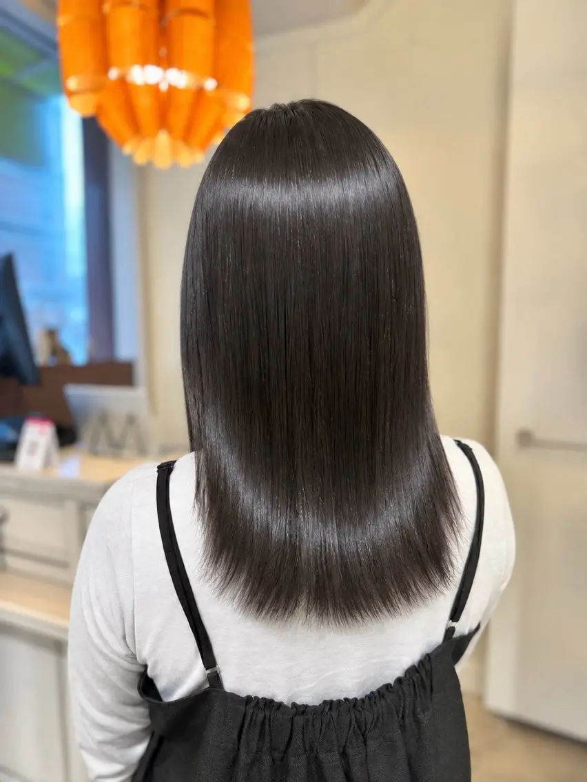ミディアム カット トリートメント NICCOLO室見 Erinaのヘアスタイル