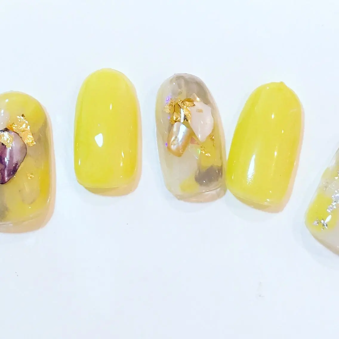 ネイル 夏ネイル ハンドネイル nailsalon SIMB.のネイルデザイン