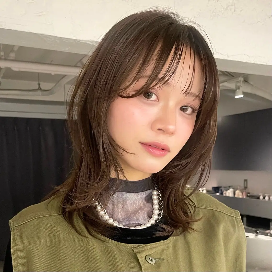 ミディアム カラー 顔周りレイヤー꙳⋆ ミディアム⌇SAKIのヘアスタイル