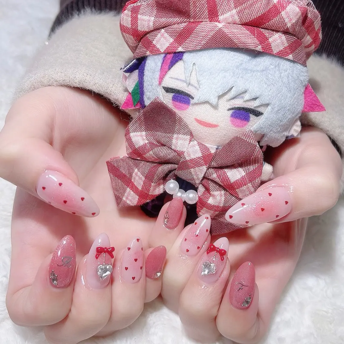 ネイル 持ち込み ハンドネイル Naruse Momoのネイルデザイン