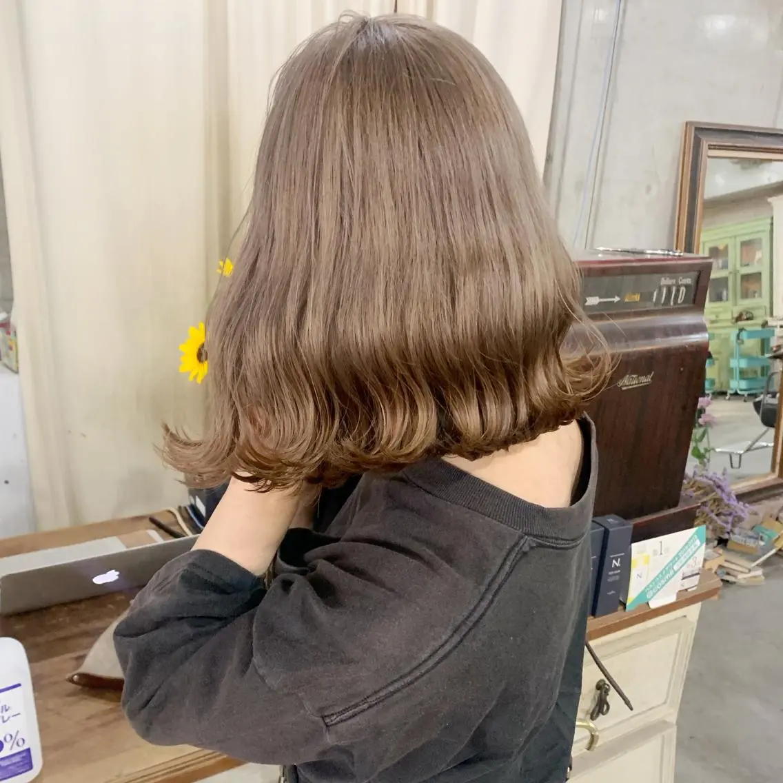 ミディアム カラー グレージュ ミルクティーグレージュ kimika🥑 メンズ/髪質改善のその他イメージ