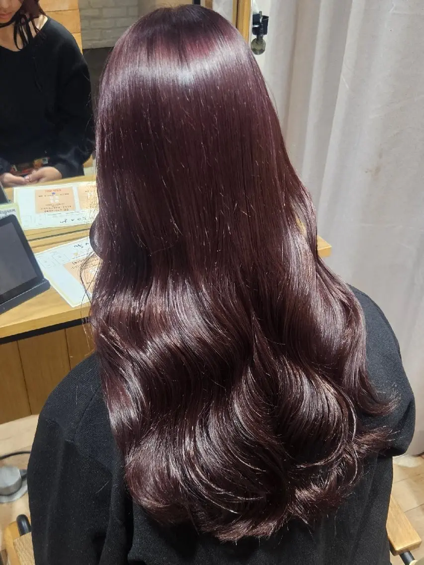 ロング カラー ヘアカラー トリートメント Miuri/ミユリ 柔らかい雰囲気ヘアのヘアスタイル
