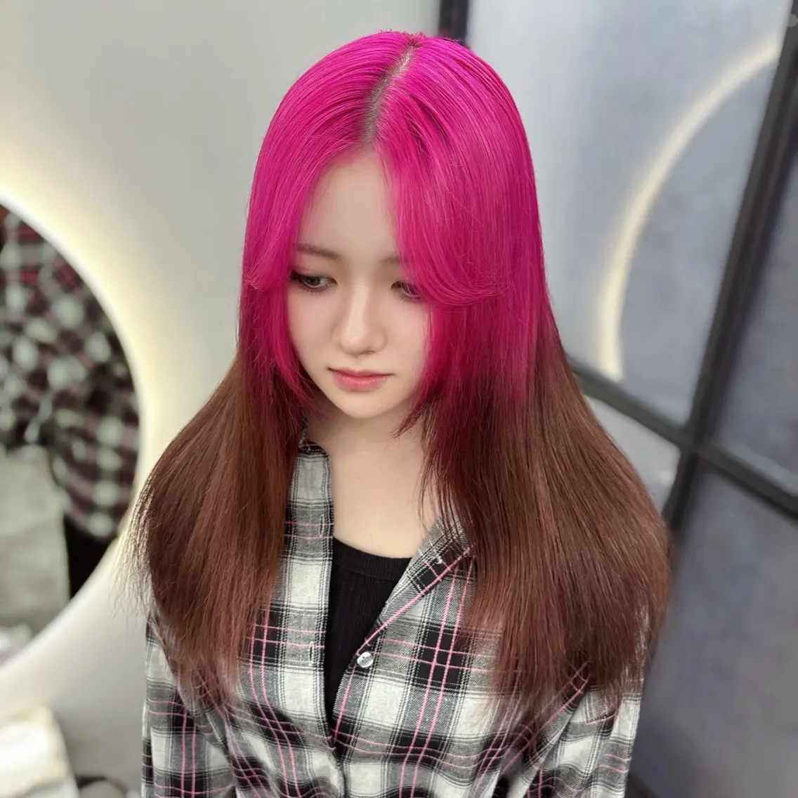 ロング カラー ヘアカラー Ren. 🦋デザインカラーのヘアスタイル