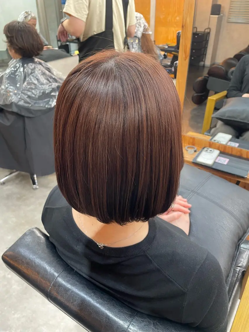 ショート カラー ヘアカラー 荒川 桃花のヘアスタイル