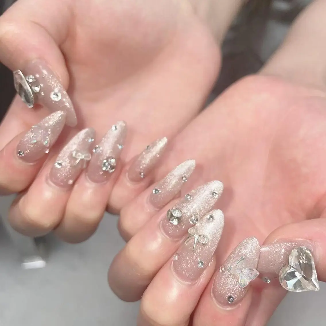 ネイル チークネイル 桜ネイル フラッシュネイル フレンチネイル ジェルネイル ハンドネイル YOSHIOKA船橋 フィルイン♡長さだしのネイルデザイン