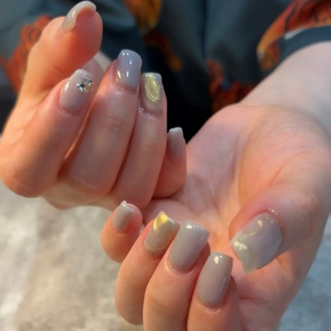 ミディアム ハンドネイル Ne.nail Ainaのネイルデザイン
