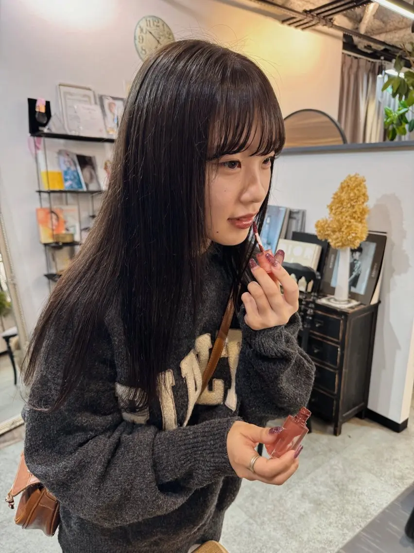 カラー 大塚 愛実のヘアスタイル