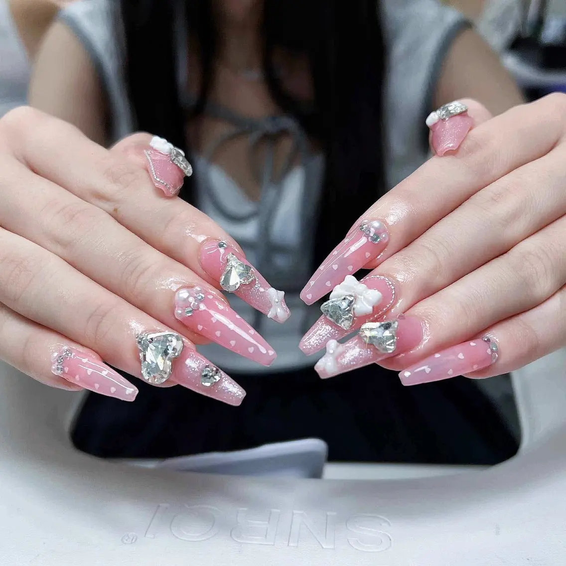 ネイル ハンドネイル ハンドケア Nova Nail Nambaのネイルデザイン