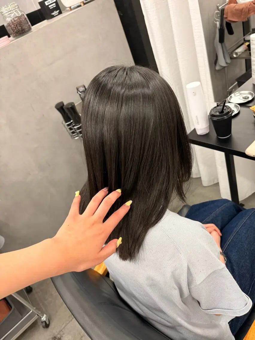 ミディアム くせ毛 髪質改善 カット 縮毛矯正 LIV My【マイ】 髪質改善/箕面のヘアスタイル