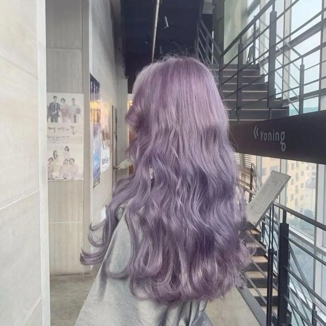 ロング カット ヘアカラー ハイトーンカラー 🎀アカデミー札幌のヘアスタイル