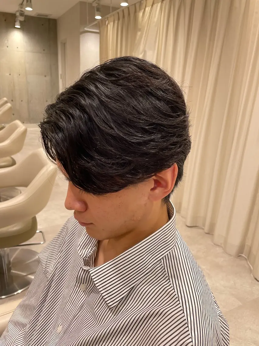 メンズ フェザーパーマ メンズパーマ カット パーマ 白髪ぼかしデザイン ハイライト/宮本純登のヘアスタイル