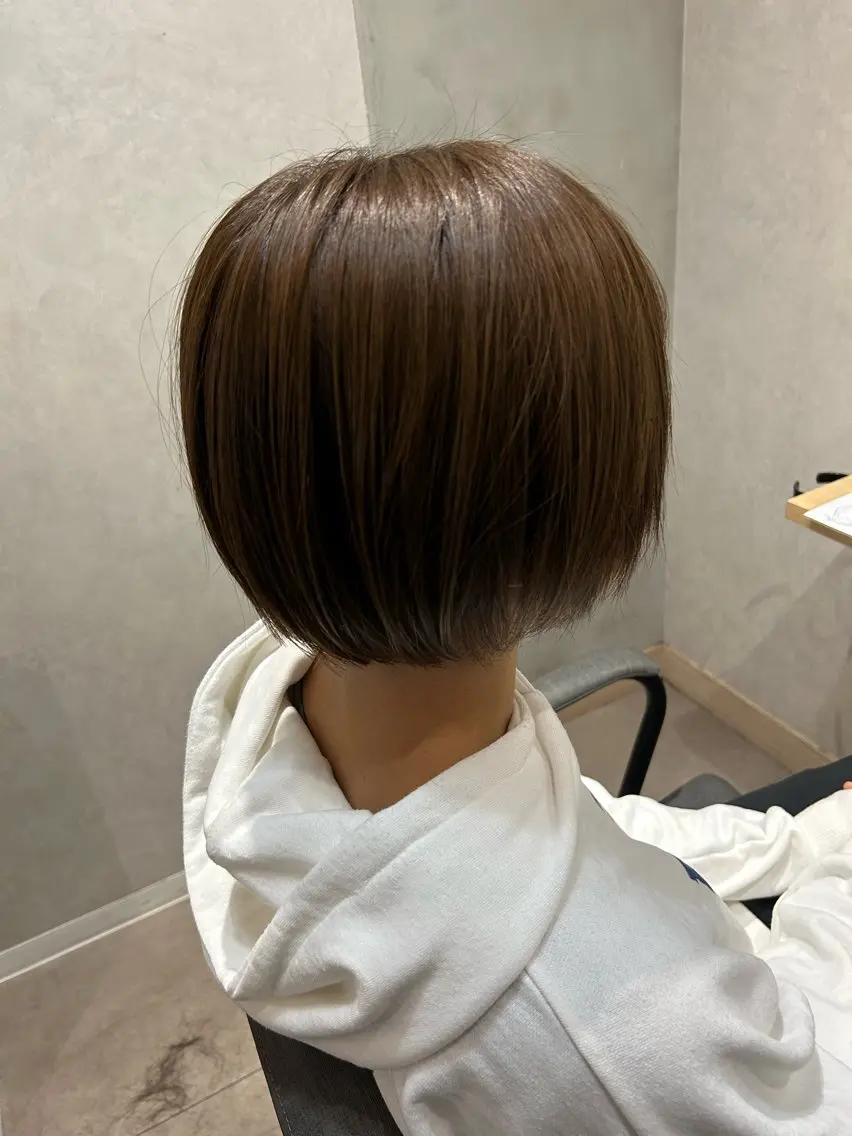 ショート カット ヘアカラー トリートメント VIE.ORNER 土気🍀小岩井樹のヘアスタイル