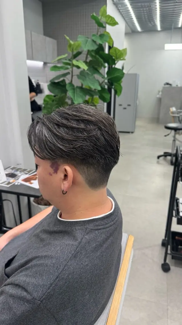 メンズ カット パーマ 丸岡 成穂のヘアスタイル
