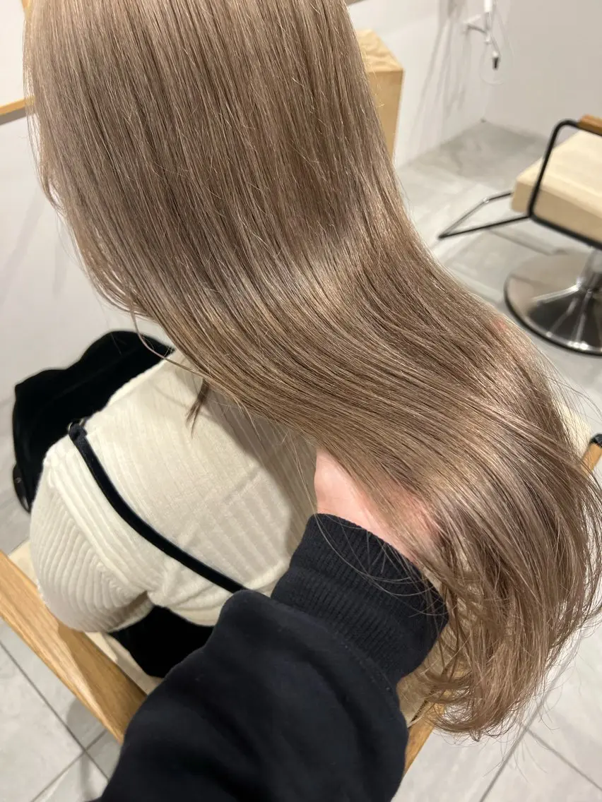 セミロング カラー ブリーチ ケアブリーチ 髪質改善 💖京都河原町/ボブ /透明感/moe🌷のヘアスタイル