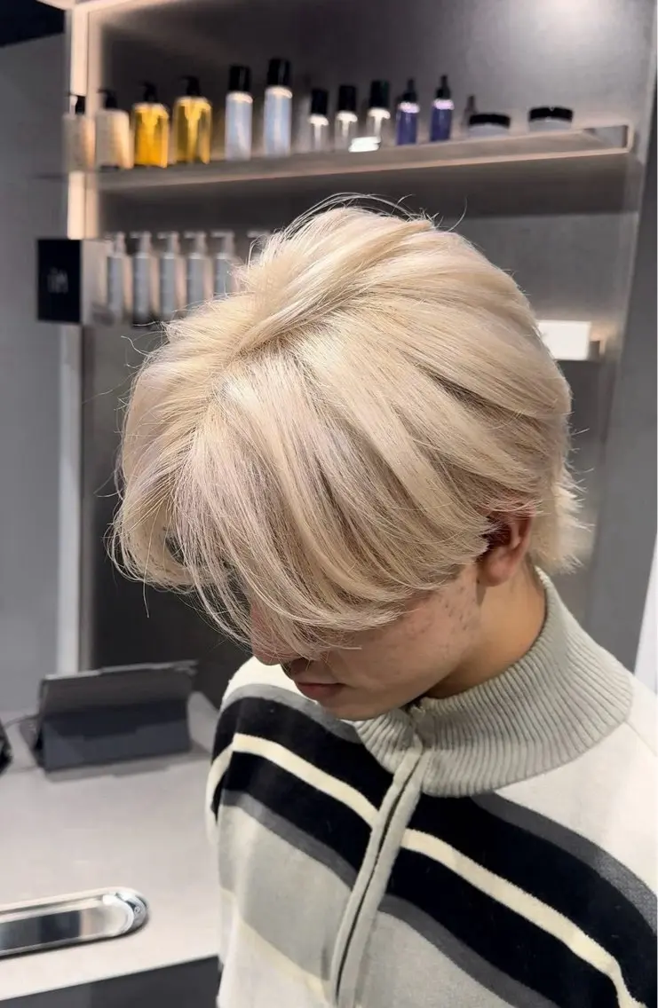 カラー メンズ メンズブリーチ ブリーチ メンズパーマ特化 🌹RIO🌹のヘアスタイル