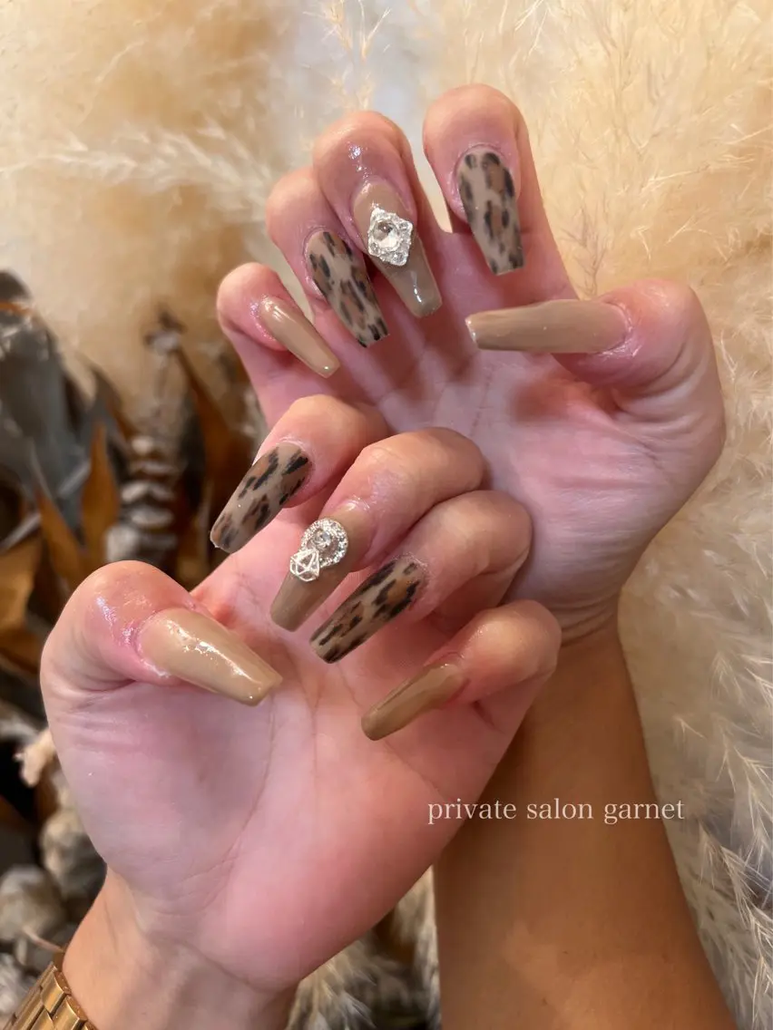 ネイル アニマル柄 Garnet nailのネイルデザイン