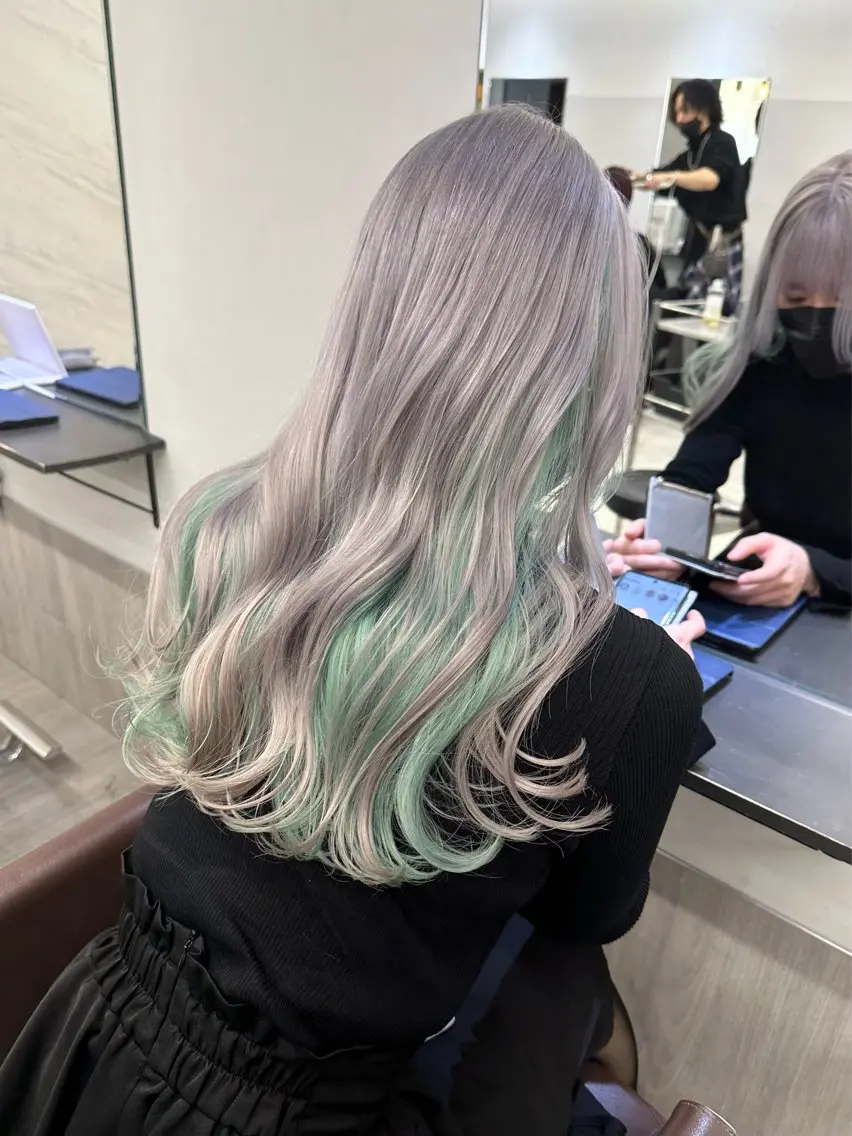 ミディアム カラー ヘアカラー トリートメント jill by gisel＿のヘアスタイル