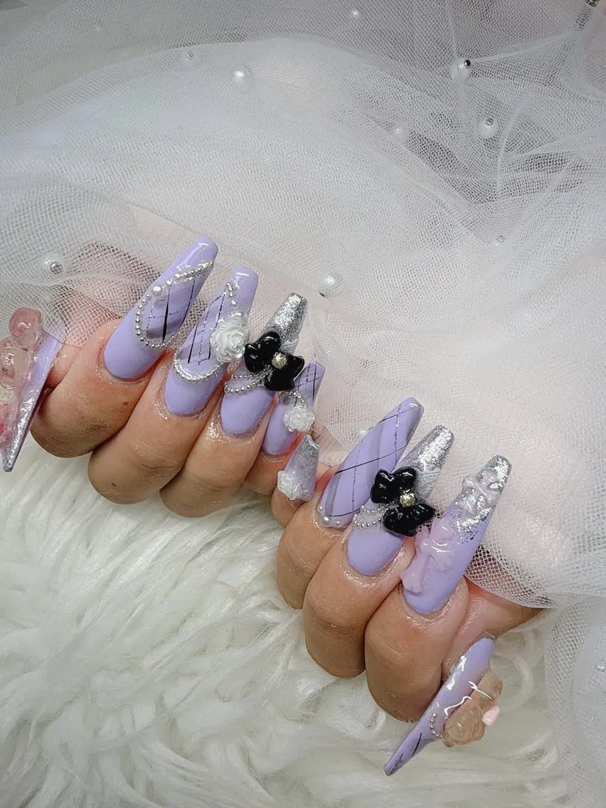ネイル Lee Nailsのネイルデザイン