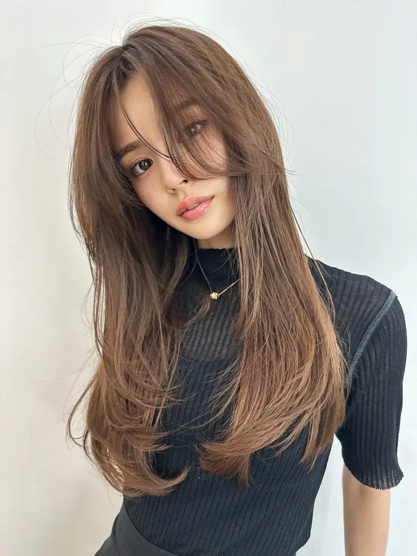 ロング カラー バレイヤージュ ブリーチ ケアブリーチ 透明感カラー ダブルカラー カット ヘアカラー トリートメント 顔まわりレイヤー× 韓国ヘアオタベシンヤのヘアスタイル