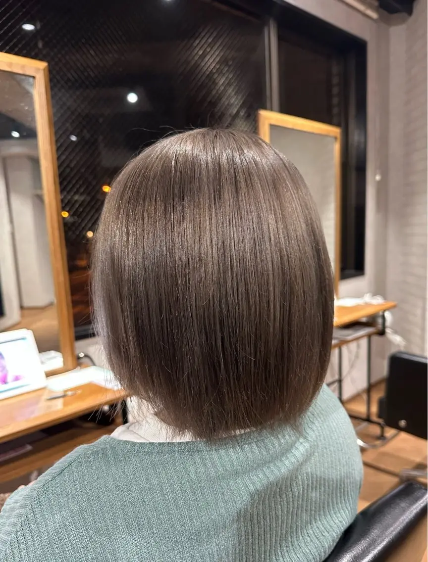 ミディアム ヘアカラー ✂️秋葉原 🤍YURI🤍のヘアスタイル